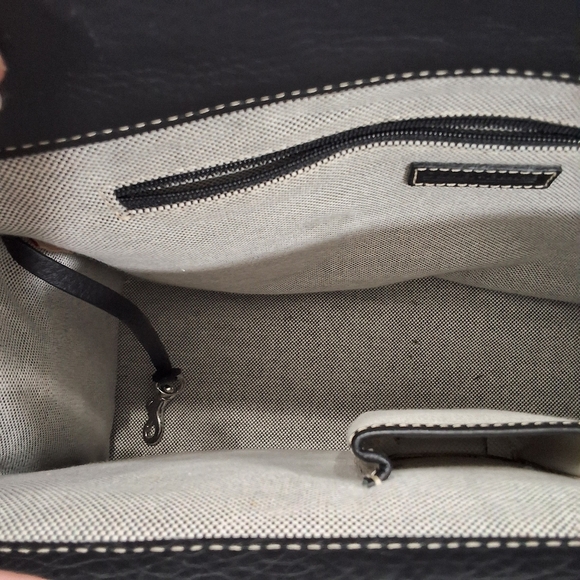 Dooney & Bourke~MSRP $425~Black Pebbled Leather~Double Pocket Tote~Large Purse - Picture 7 of 9